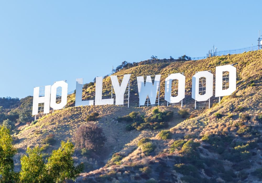 Hollywood Sign Small Group Tour in Luxury Van